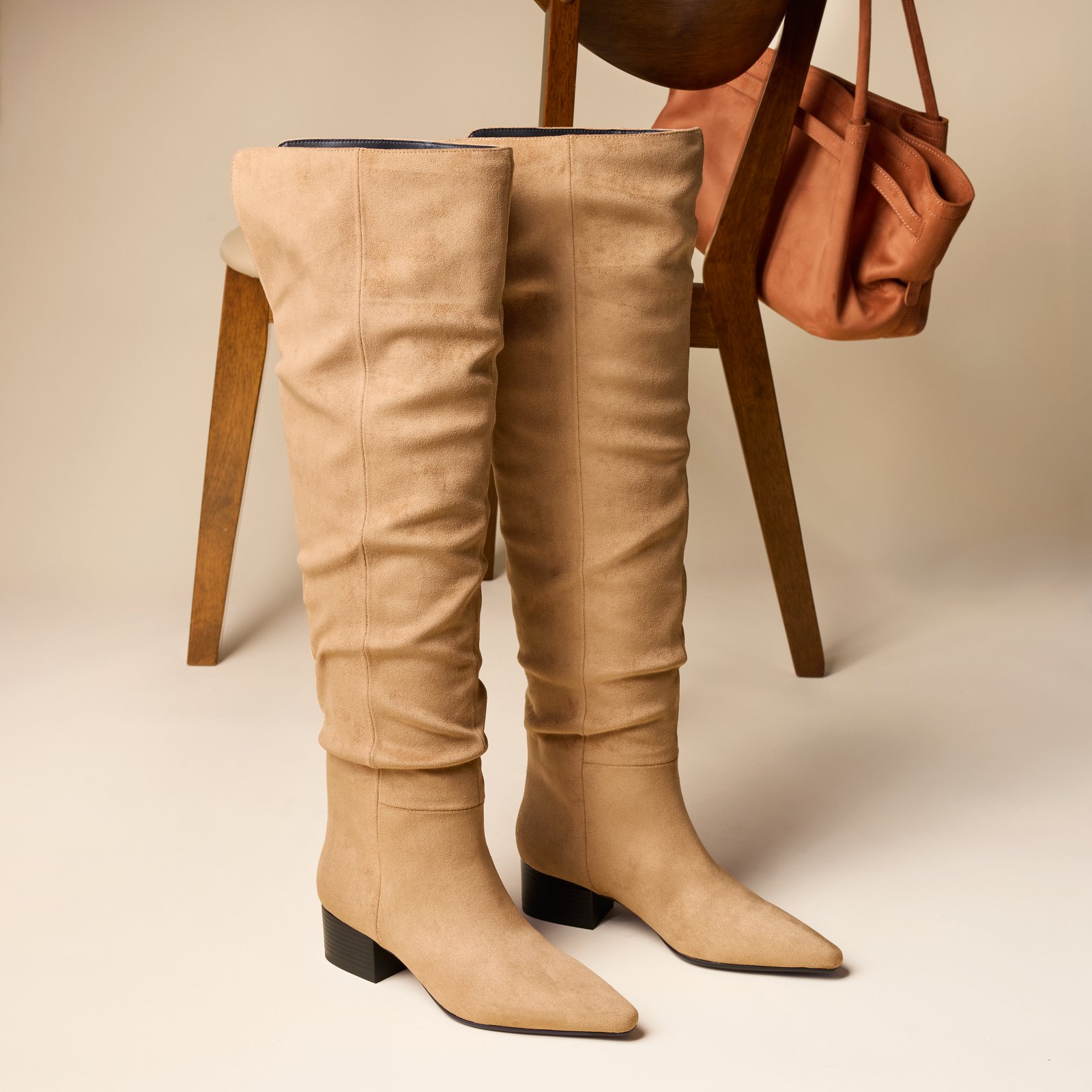 New-Arrivals-Featured-categories-Shoes-and-Handbags