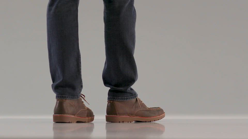 Clarks Men's Vargo Apron-Toe Leather Chukka Boots, Created for