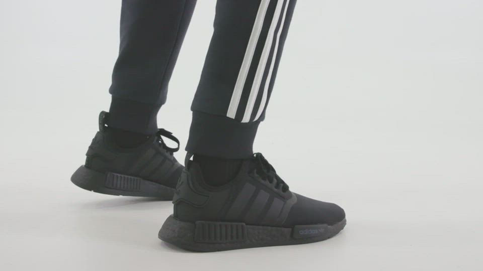 Adidas Nmds Nmd R1 Primeknit Stlt Triple Black On Feet Adidas