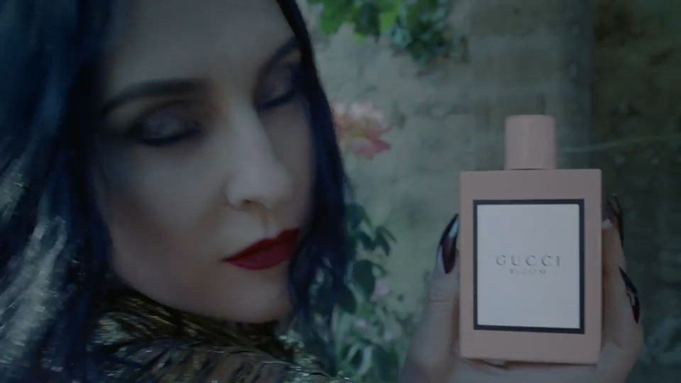 Gucci Bloom Body Oil, 3.3-oz. - Macy's