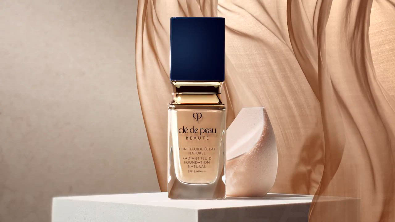 Clé de Peau Beauté Radiant Fluid Foundation Natural SPF 25