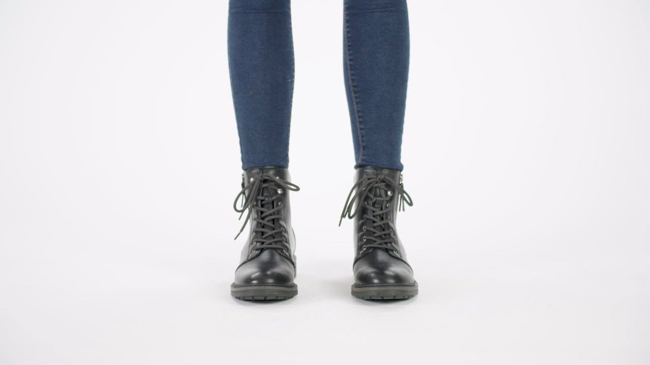 Womens Boots Baretraps Amy Sue Combat Boots Baretraps Women's