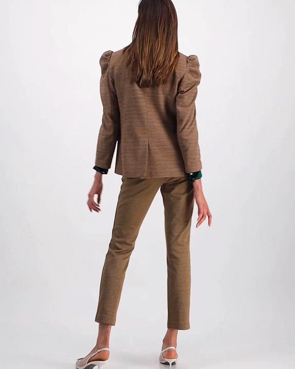 【BB/新品】TWEED CLARISSE PEARL BUTTON TOPS Cerauno - Short Sleeve Faux Pearl Button Tweed Blazer | YesStyle