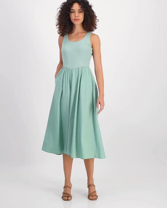 chiffon halter midi dress Jasmine Halter Midi Dress, in Emerald Chiffon, Size: XL | Show Me Your Mumu