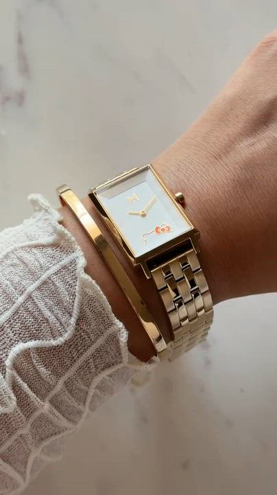 MVMT Gold Tone Rectangular Bracelet Watch with White Dial Amazon.com: MVMT Signature Square Women main image 4