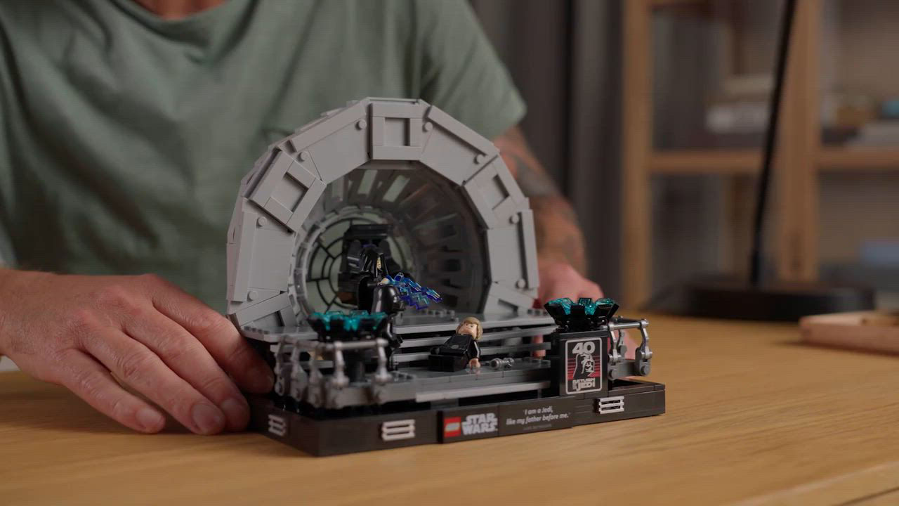 LEGO® Star Wars 75352 Emperor's Throne Room Diorama Toy Building