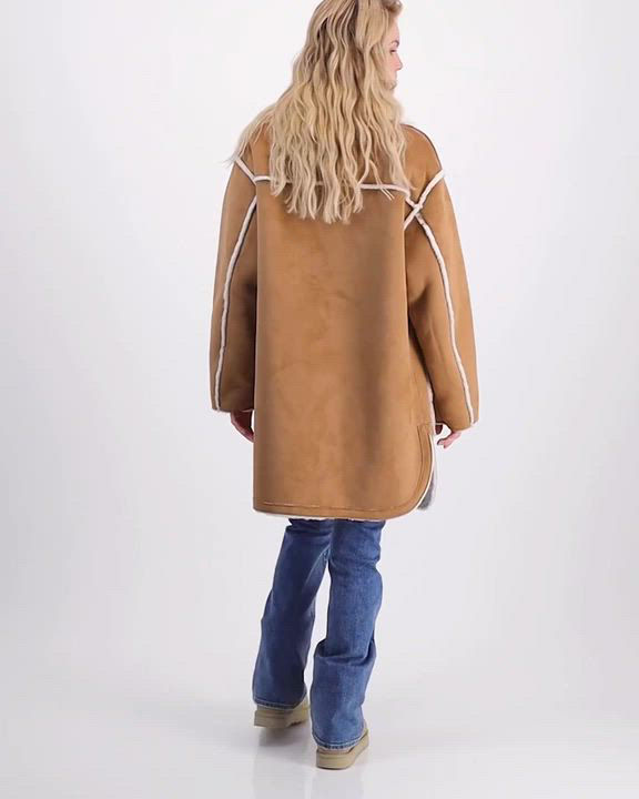 UGG® Women's Takara Luxe Fluff Mid Sherpa Jacket - Macy's