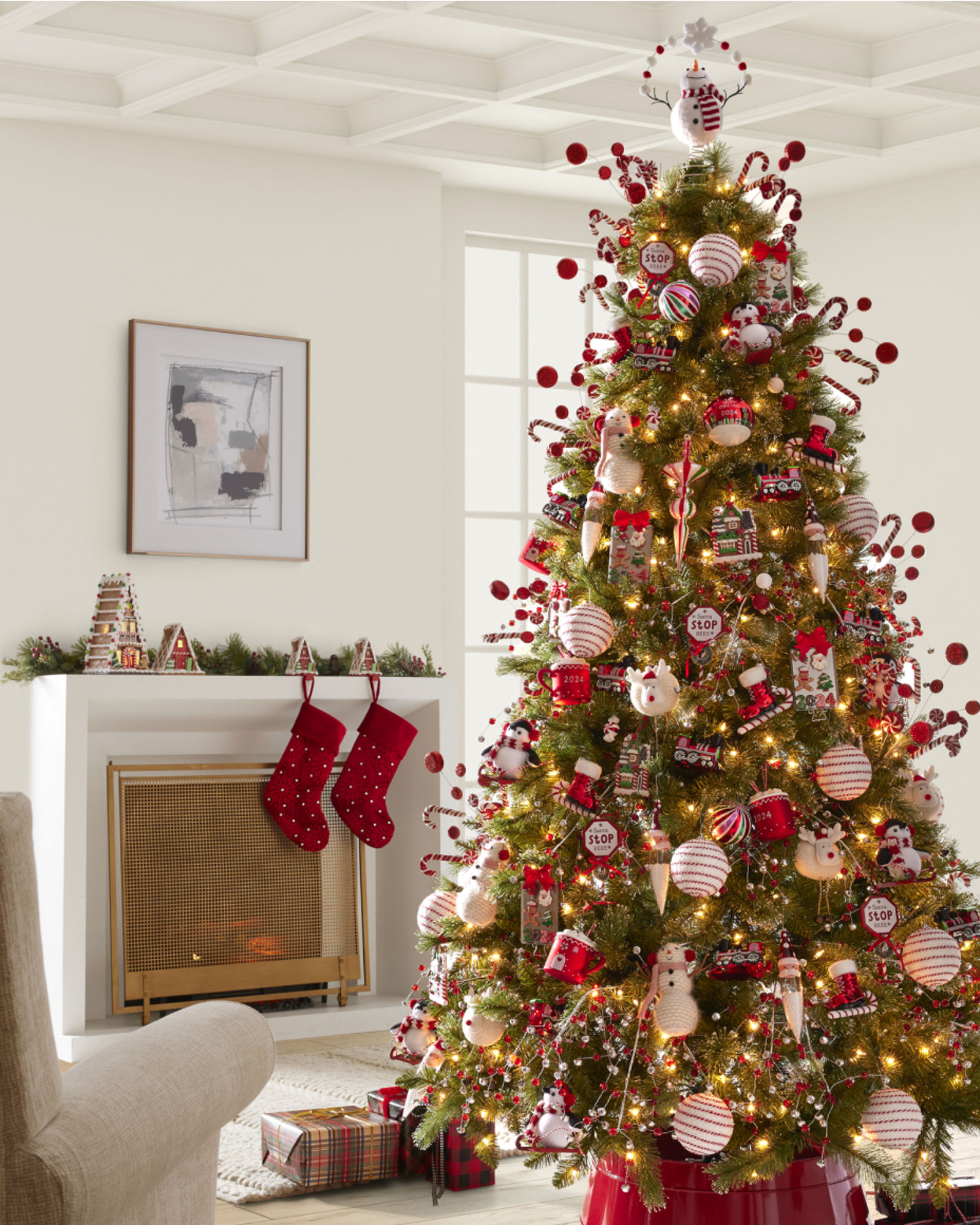 Discover Festive Decor for Your Christmas Tree Today - Macy’s
