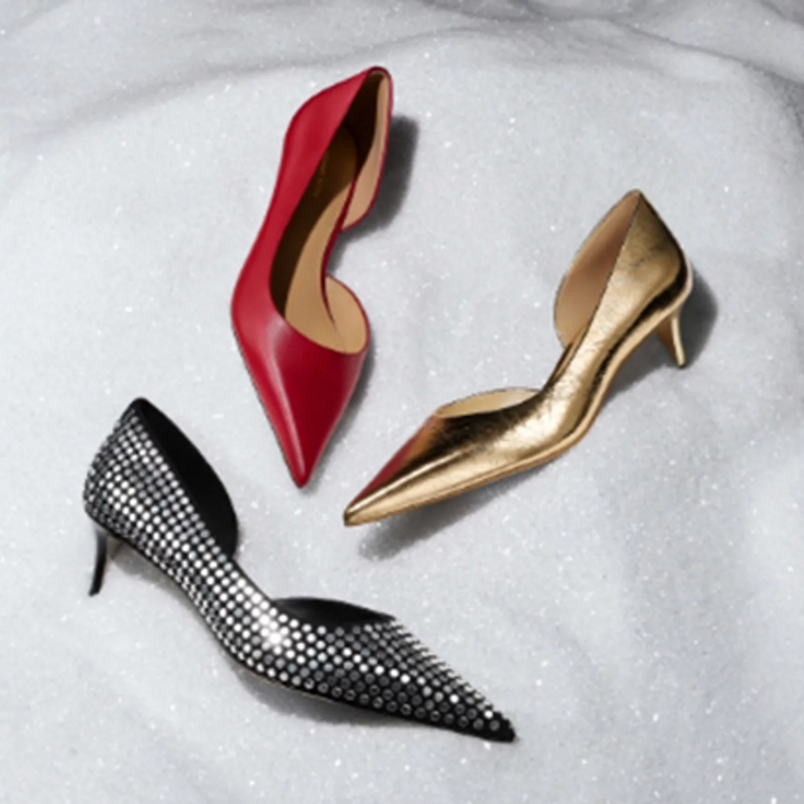 Macy - 25% off Michael Kors women’s shoes