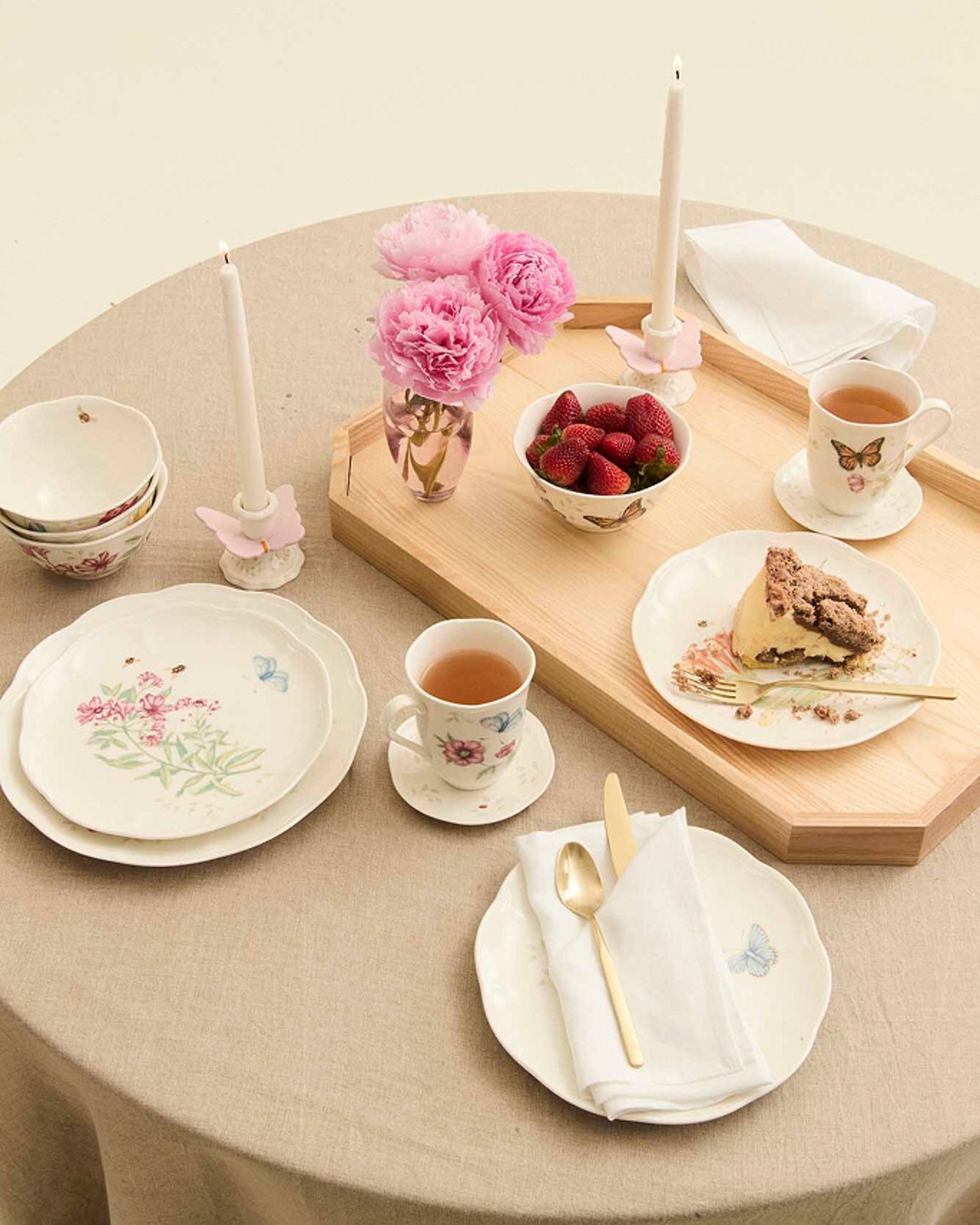 Valentine's Day Hosting