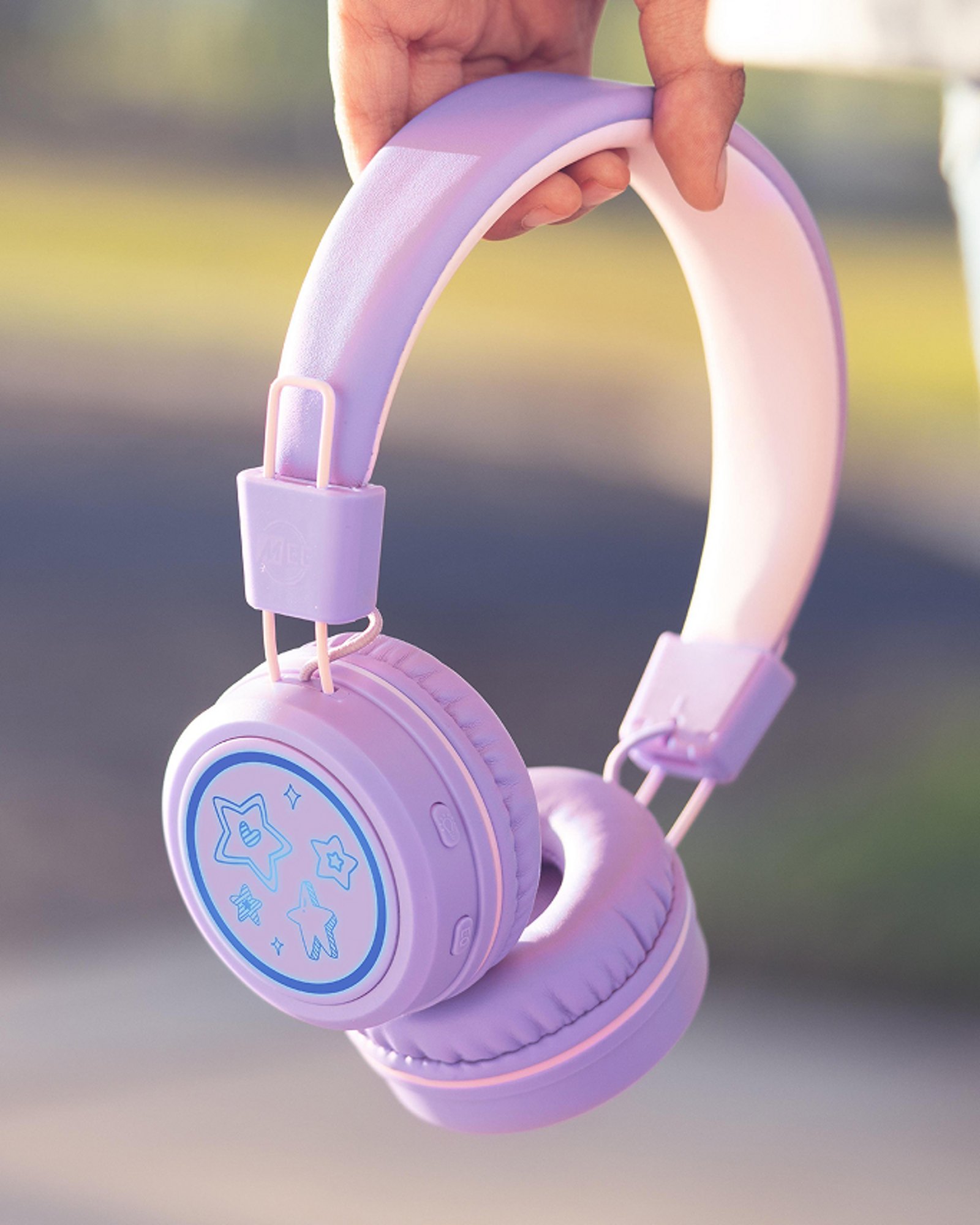 Electronics-trend-whats-trending-now-Kids’ Easter Basket Fillers