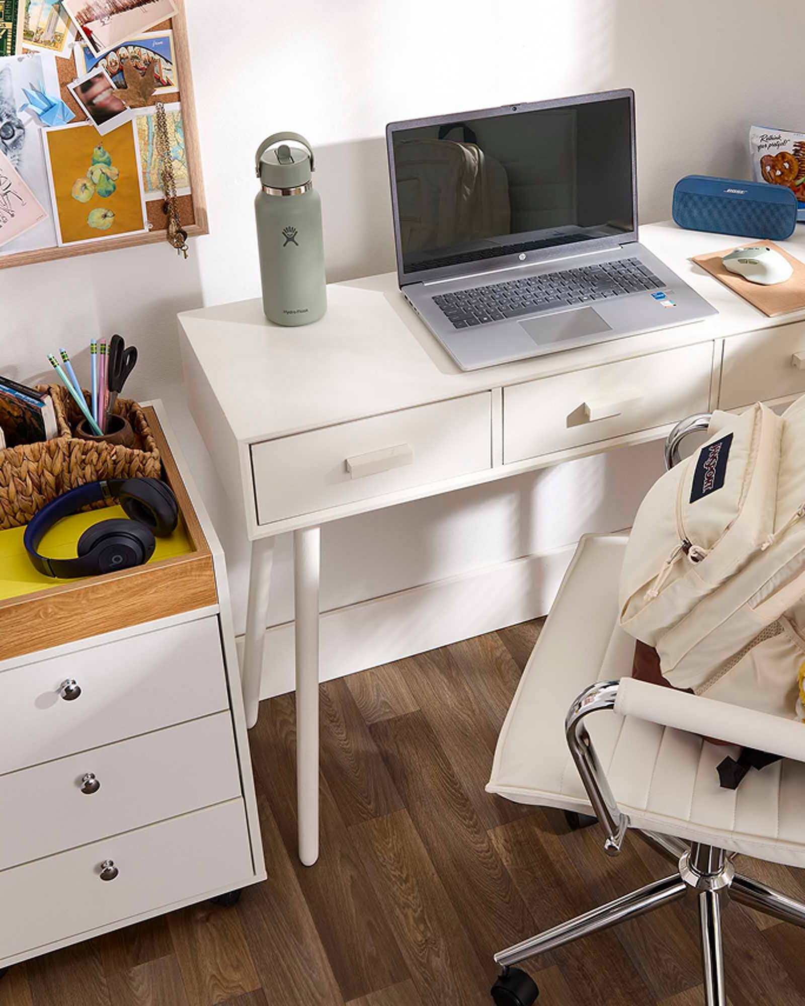 Home-trend-whats-trending-now-Dorm Room Essentials