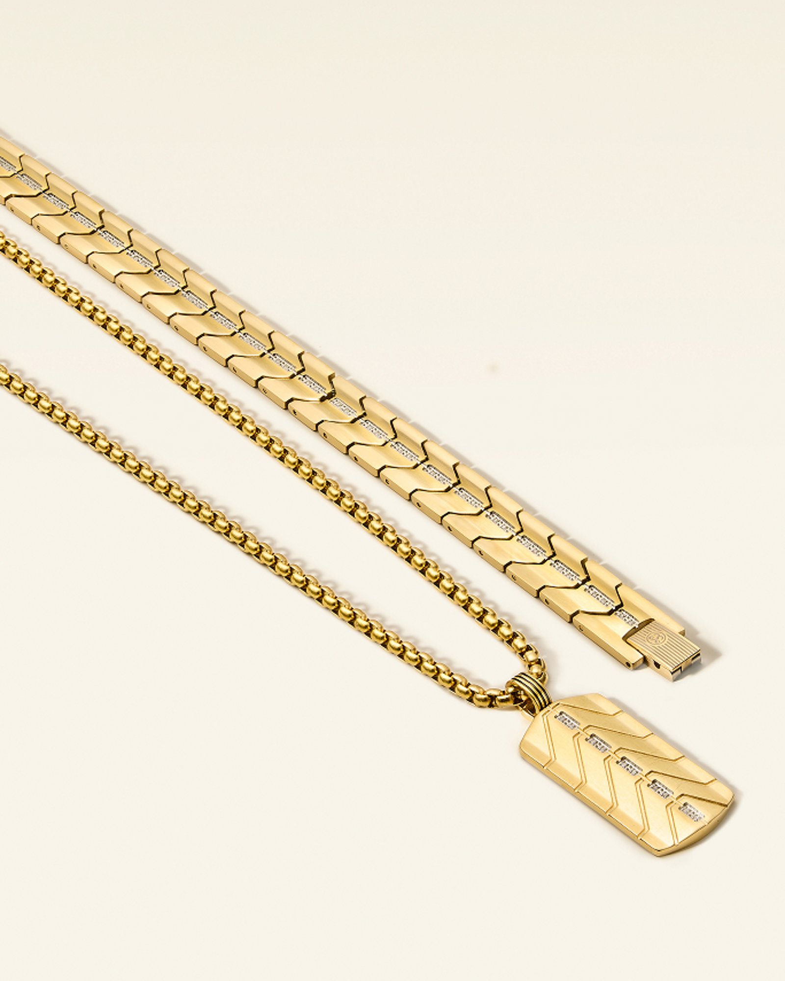 Jewelry-watches-trend-whats-trending-now-gifts-for-him