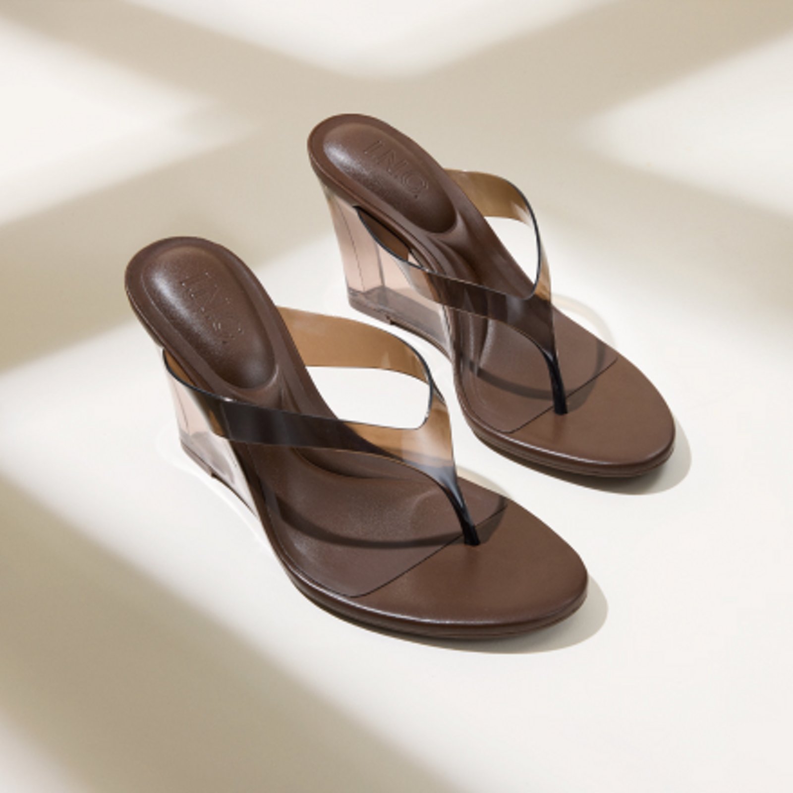 shoes-featured-categories-wedges