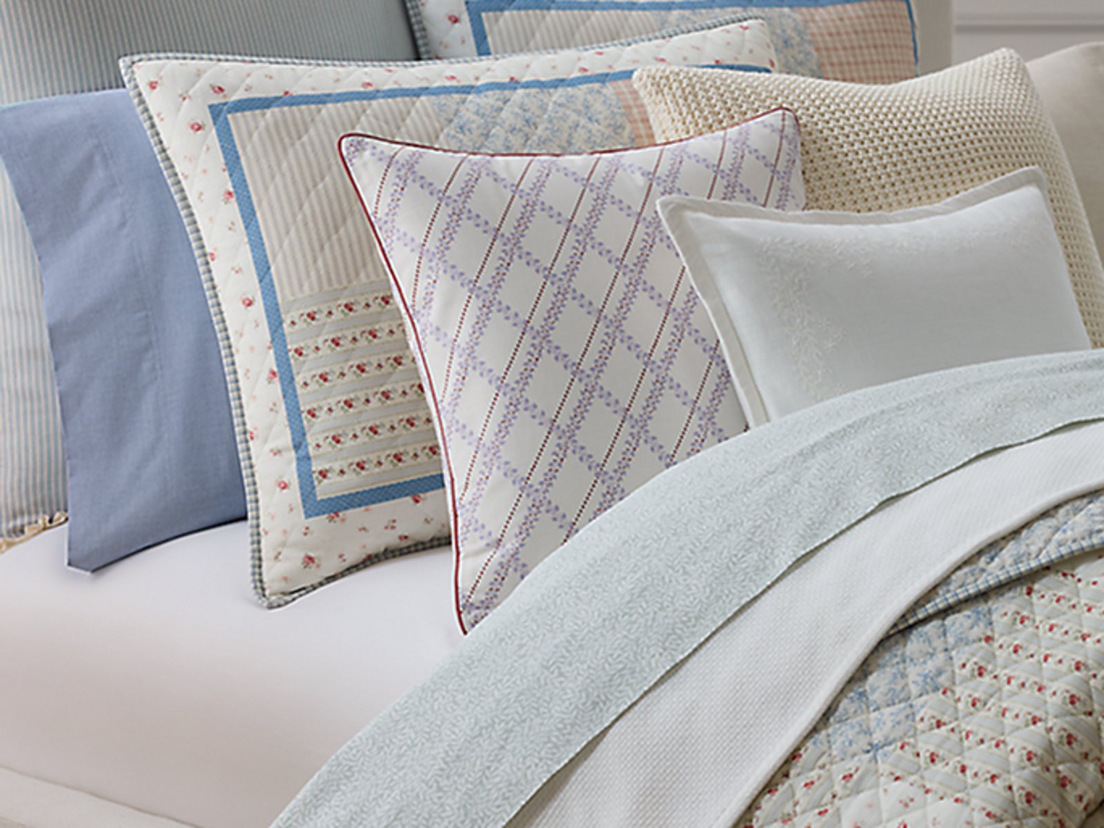 Comforters & Duvet Covers