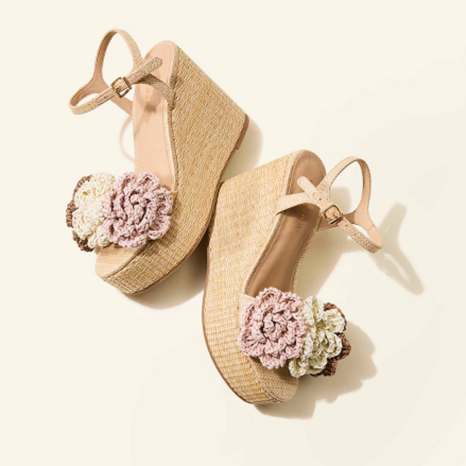 shoes-featured-categories-wedges