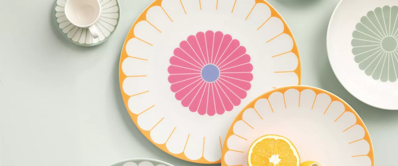 home-slideshow-mothers-day-hosting-slide1