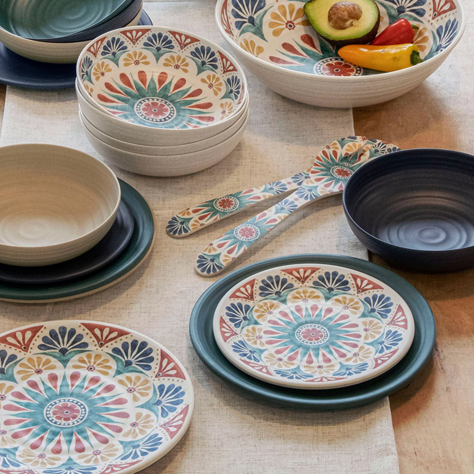 Outdoor Dinnerware