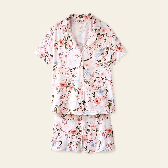 Mothers-day-gifts-by-category-Loungewear-and- PJs