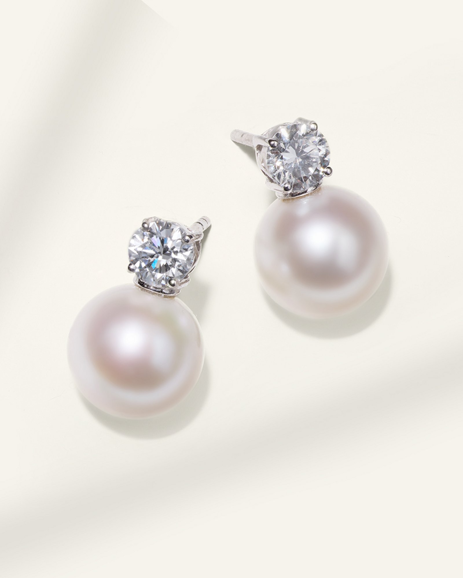 Gemstone-jewelry-trend-shop-by-birthstone-june-pearl