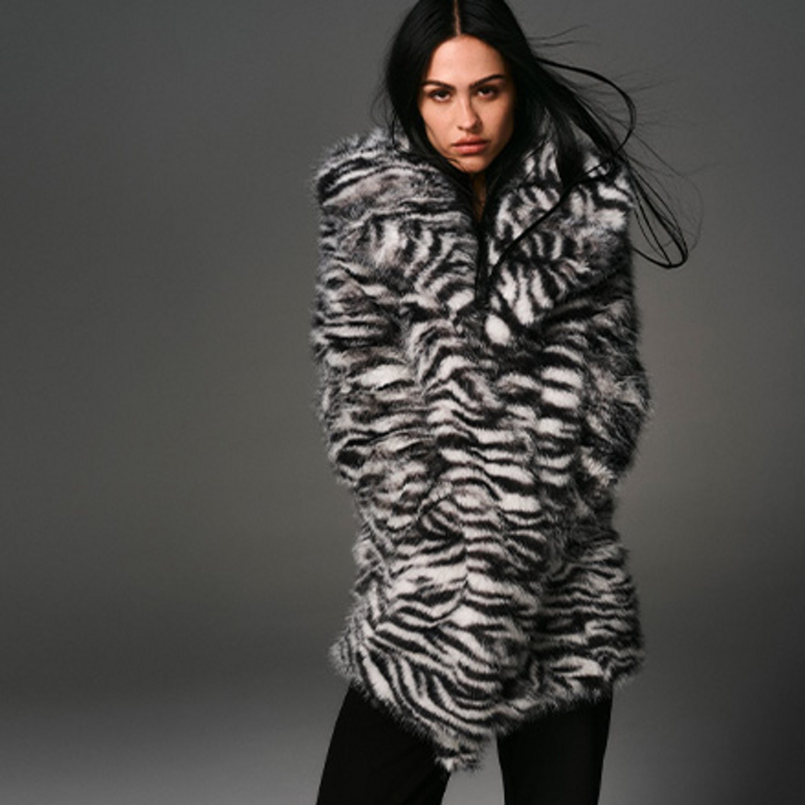 Dkny-featured-categories-outerwear