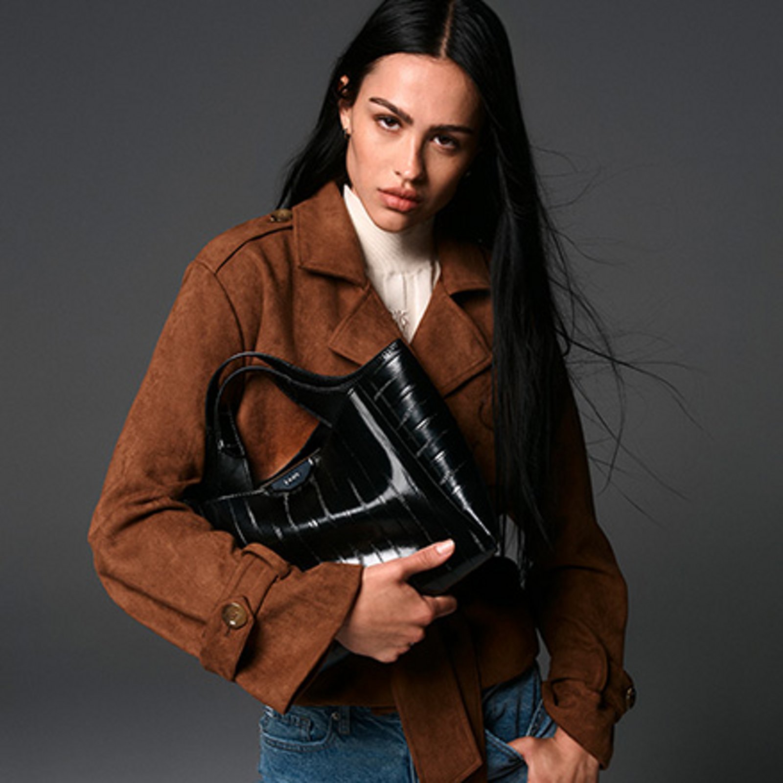Dkny-featured-categories-handbags