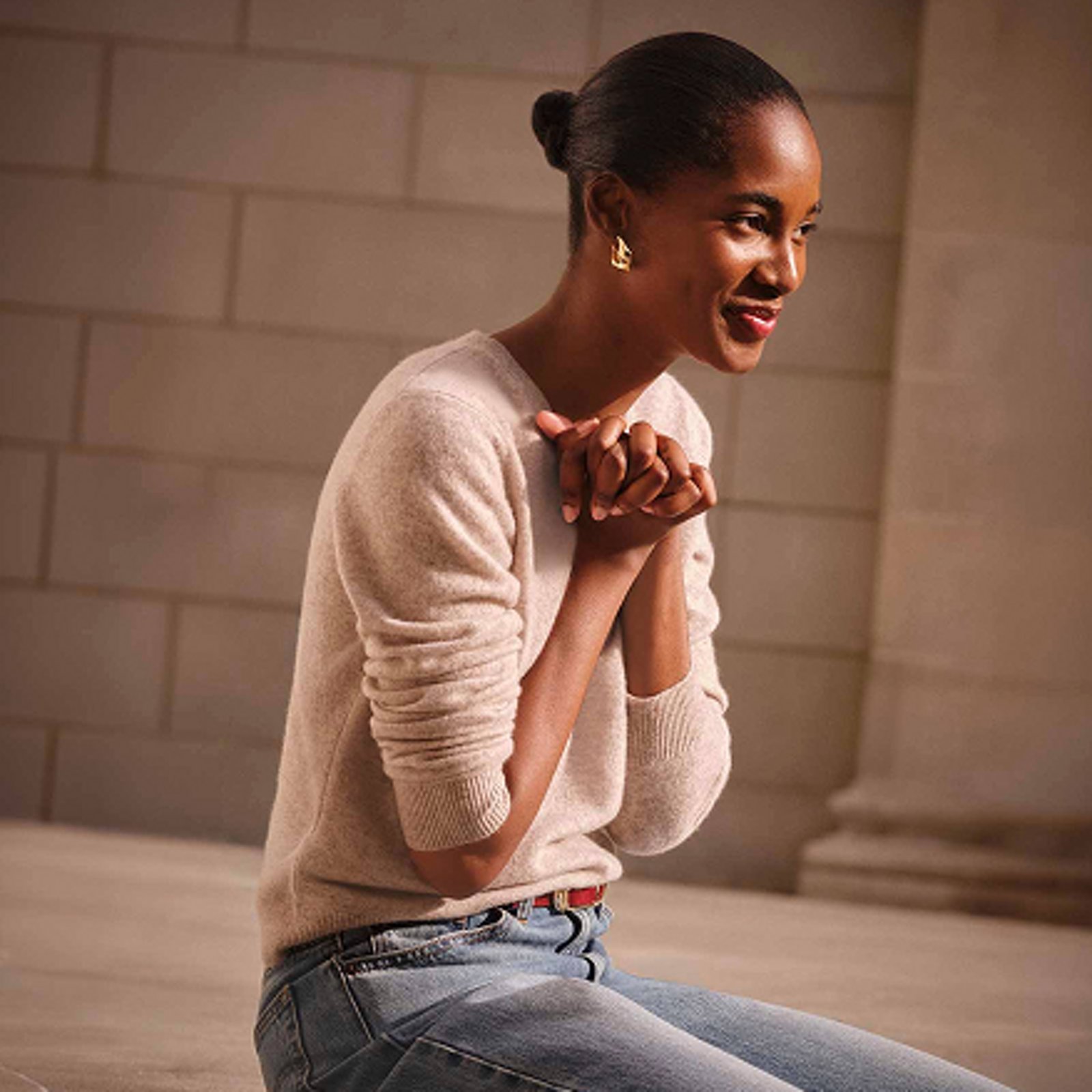 Rtw-featured-categories-womens-crewnecks