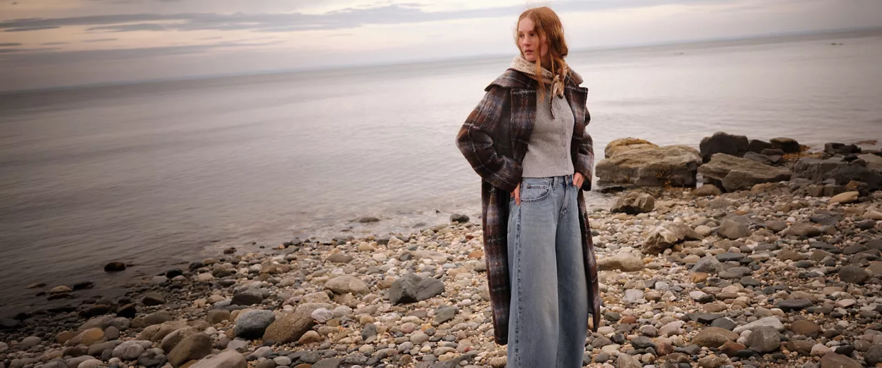 Layer up for the crisp weather with quilted jackets, puffers, wool blends & etc.  