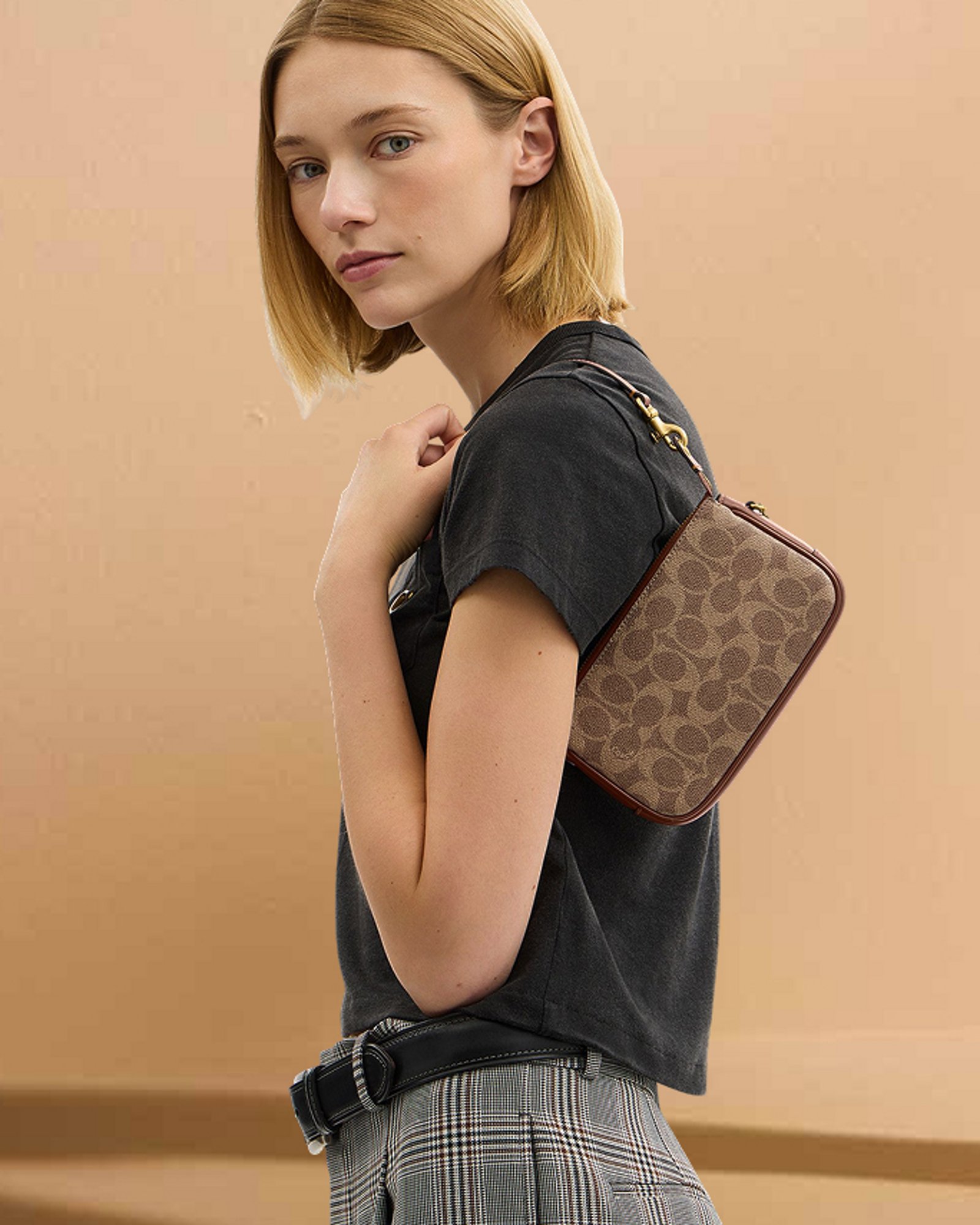 Handbags-accessories-trend-whats-trending-now-Slim-Shoulder-Bags