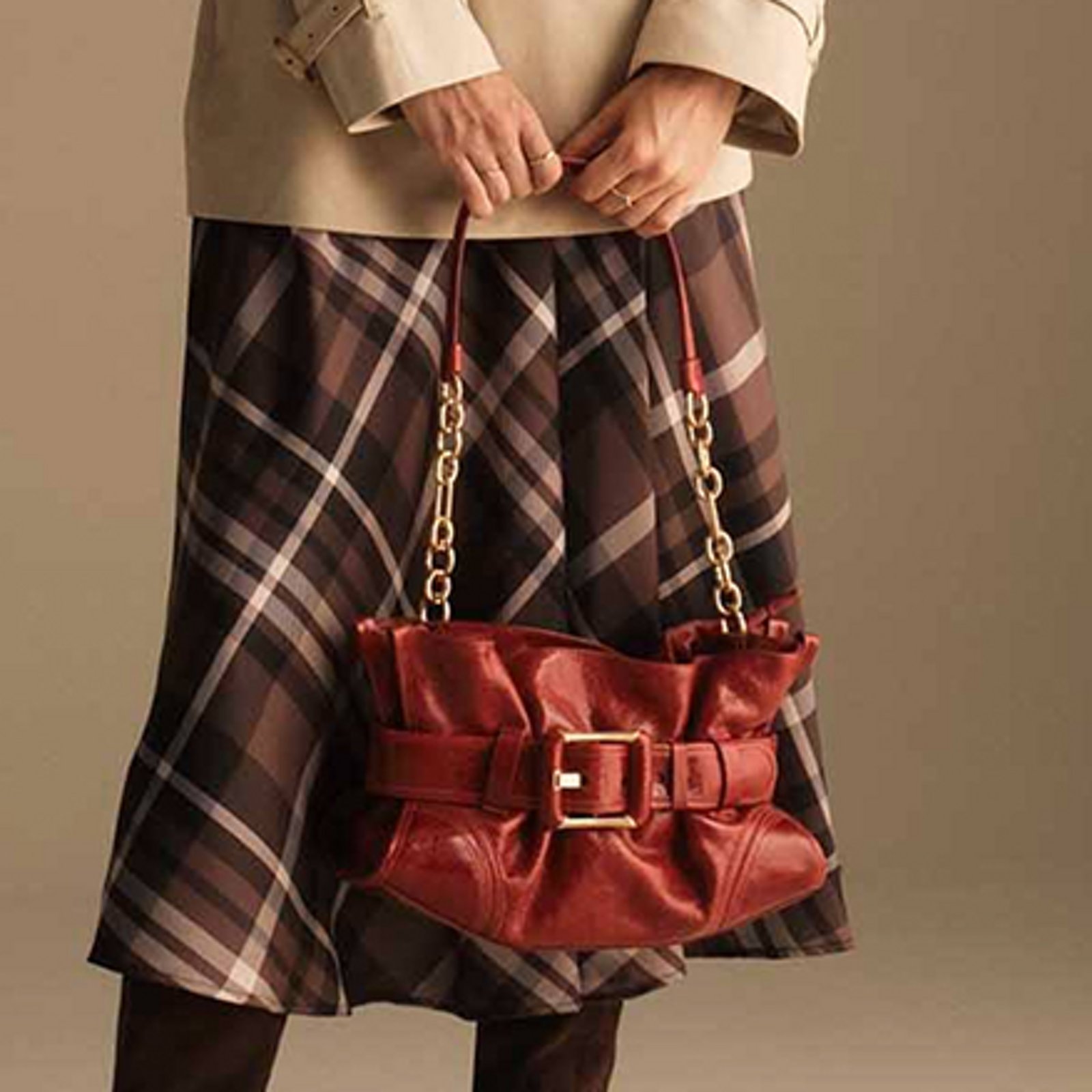 New-Arrivals-Featured-categories-Shoes-and-Handbags