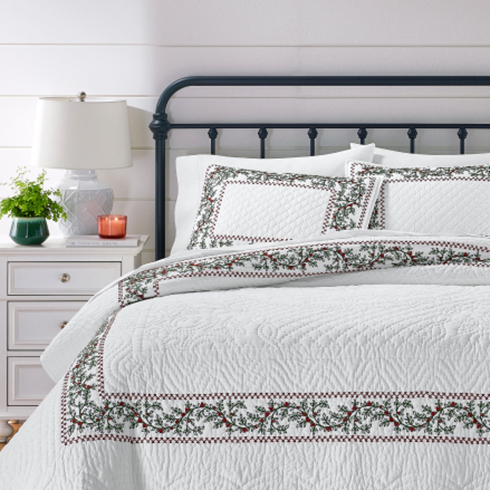 Quilts & Coverlets