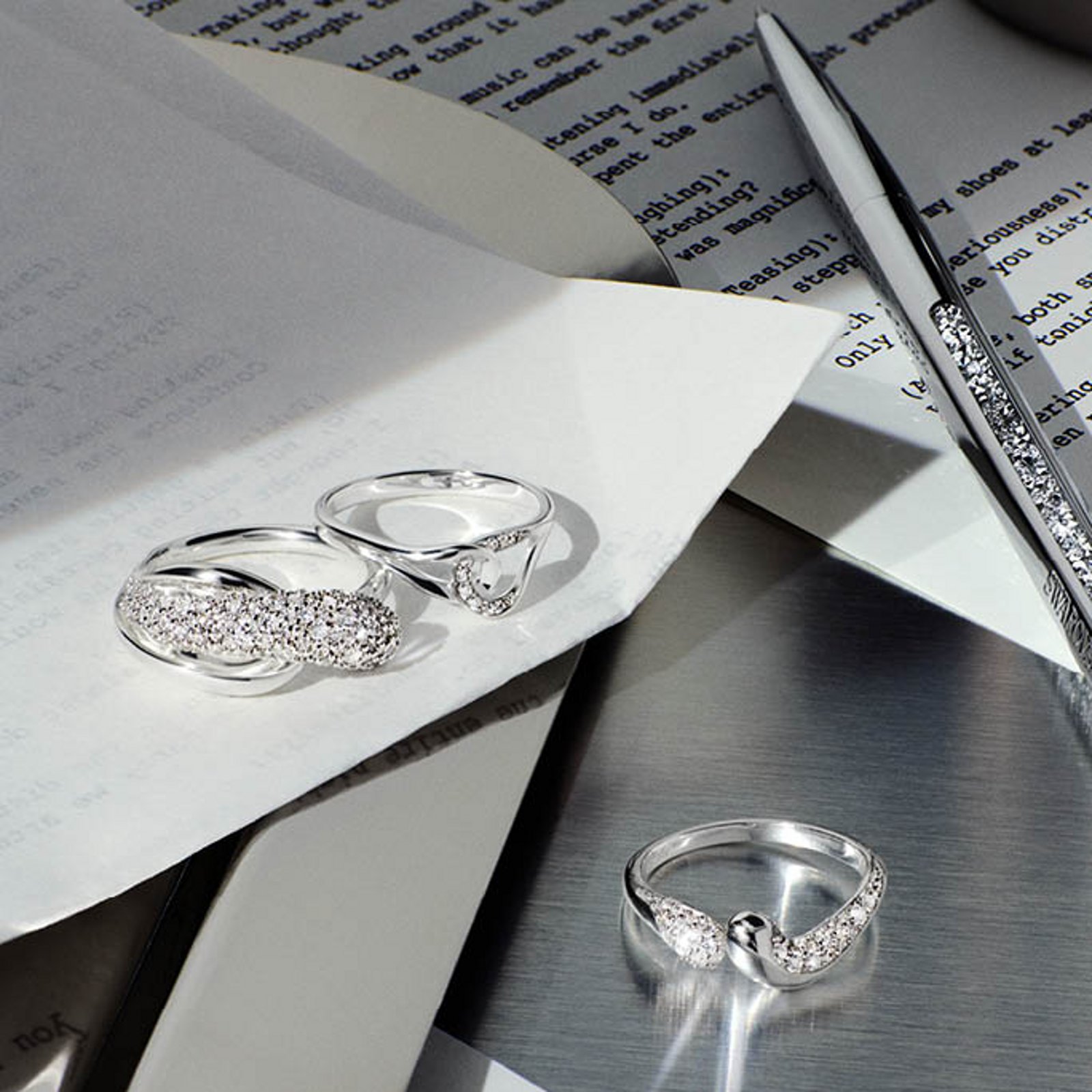 Swarovski-featured-categories-rings