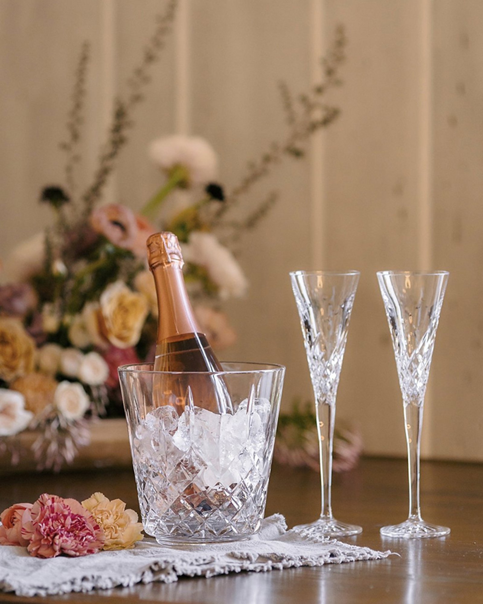 gifts-by-occasion-Wedding-and-Engagement
