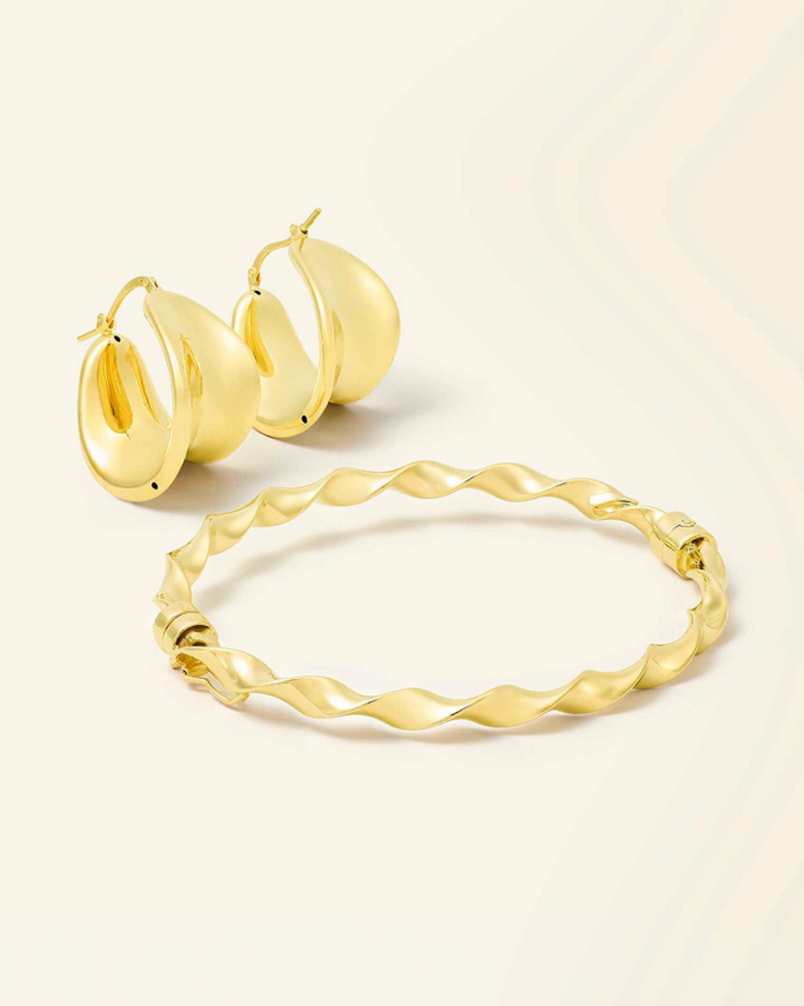 gold-jewelry-your-guide-to-gold-jewelry-18k-24K-gold-jewelry