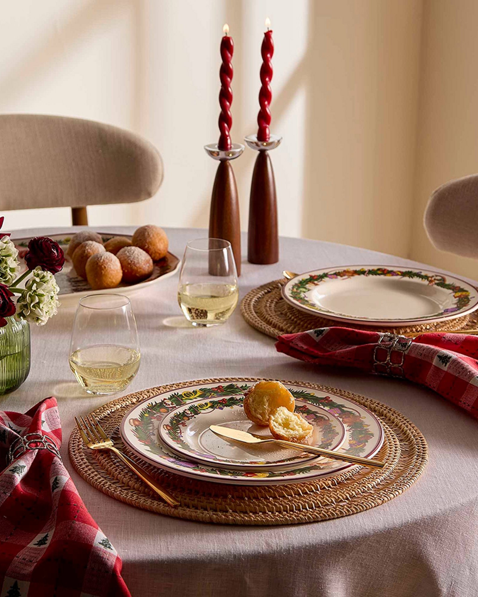 holiday-mode-activated-holiday-hosting-MPVs