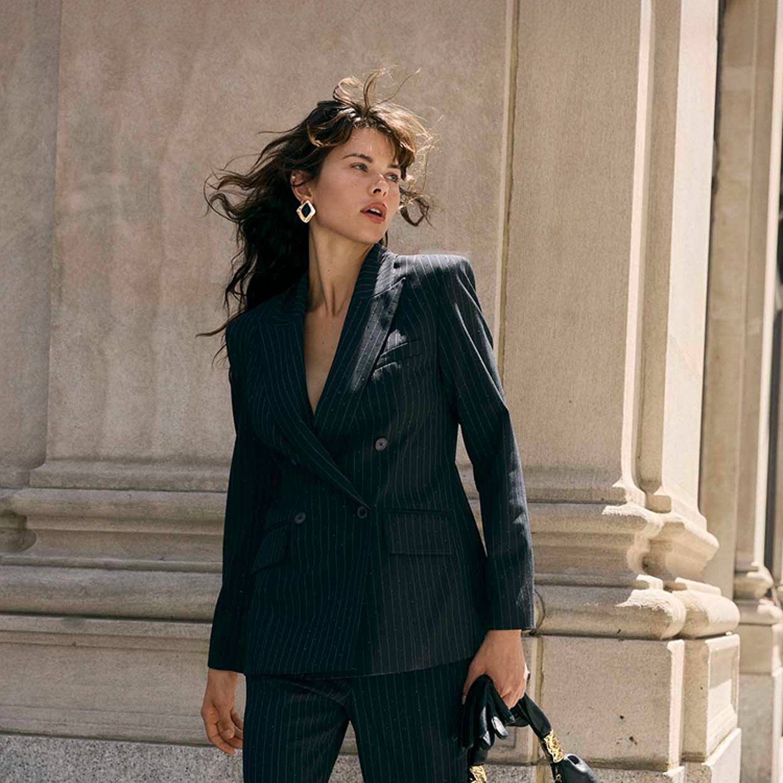 Trending-womens-must-have-tailored seprates