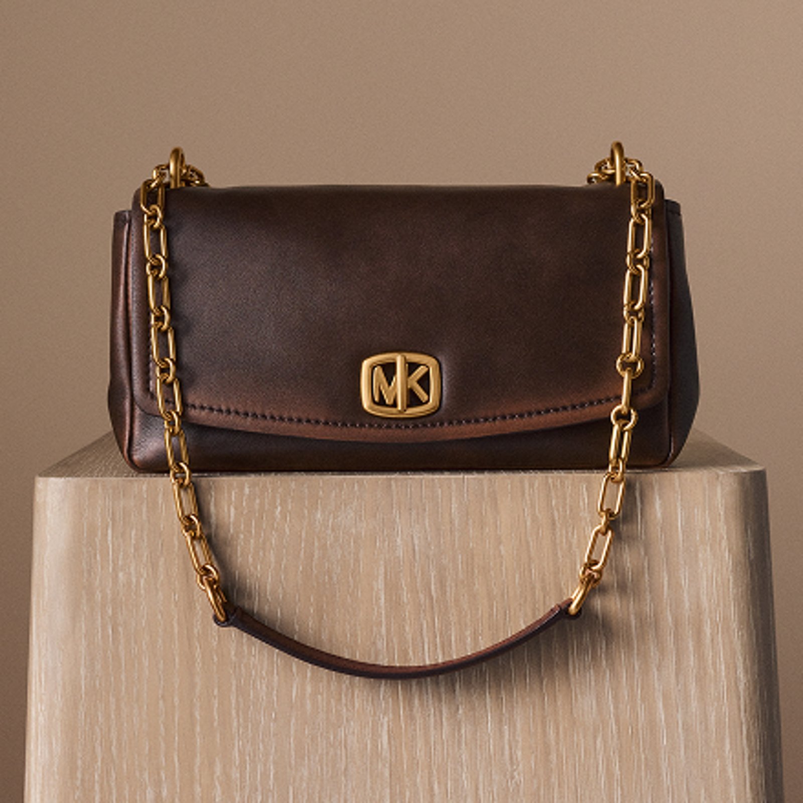 Shoulder Bags